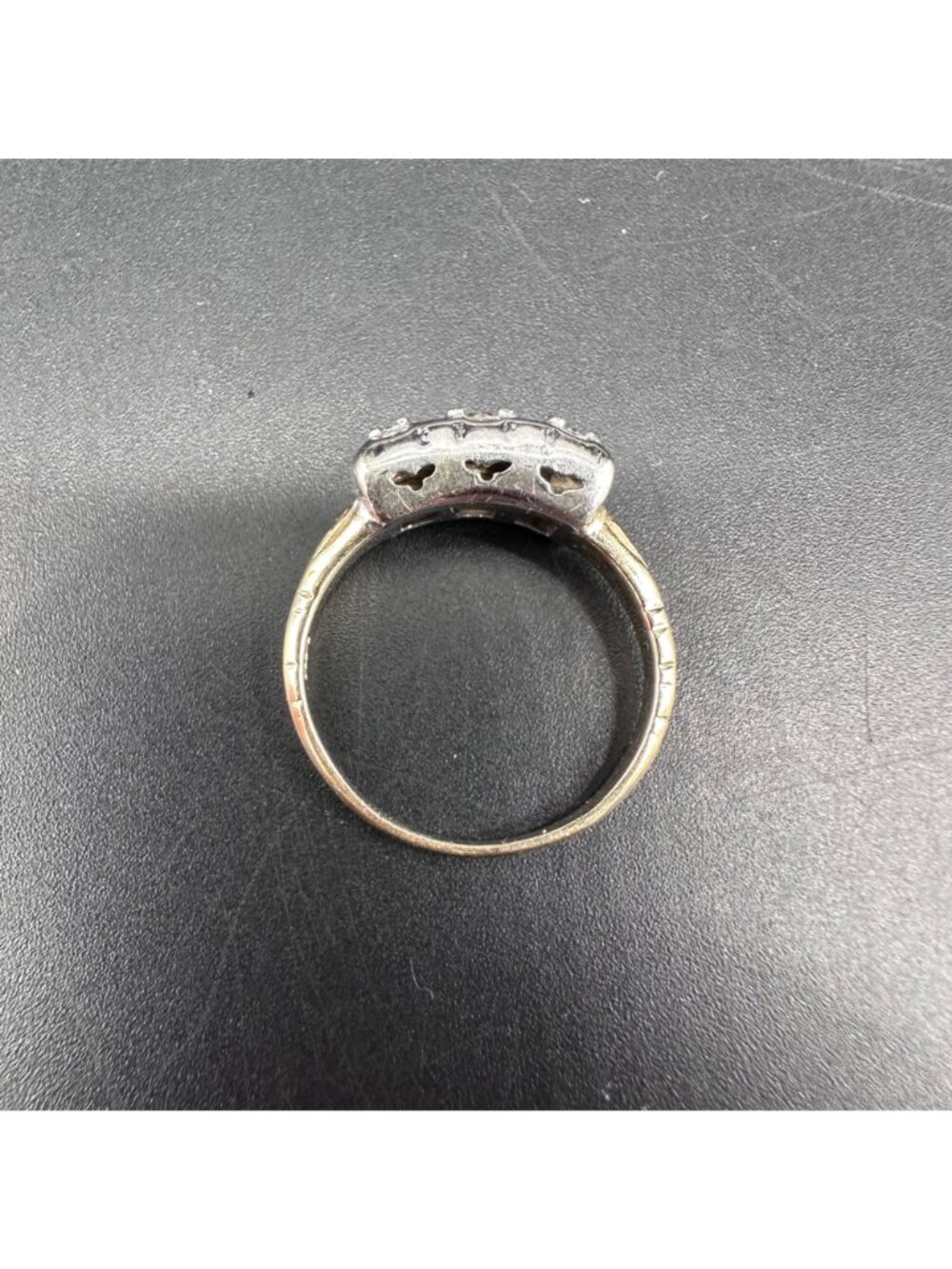 Vintage Three Stone Diamond Ring 14K Gold Elegant Jewelry Engagement Size 6.75 - Picture 3 of 14
